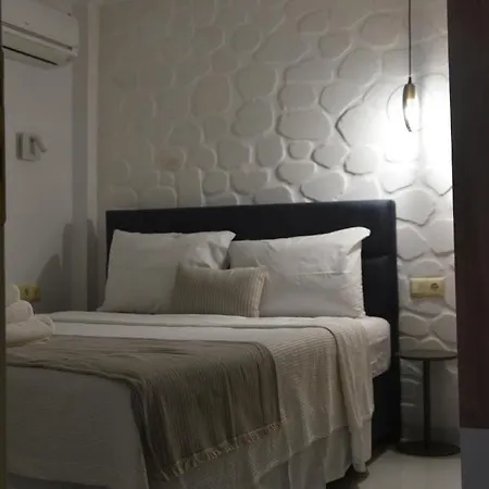 Oceanides カヴァラ